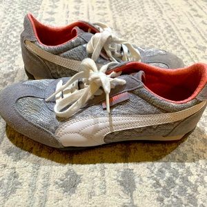Grey and Pink Puma Sneaker